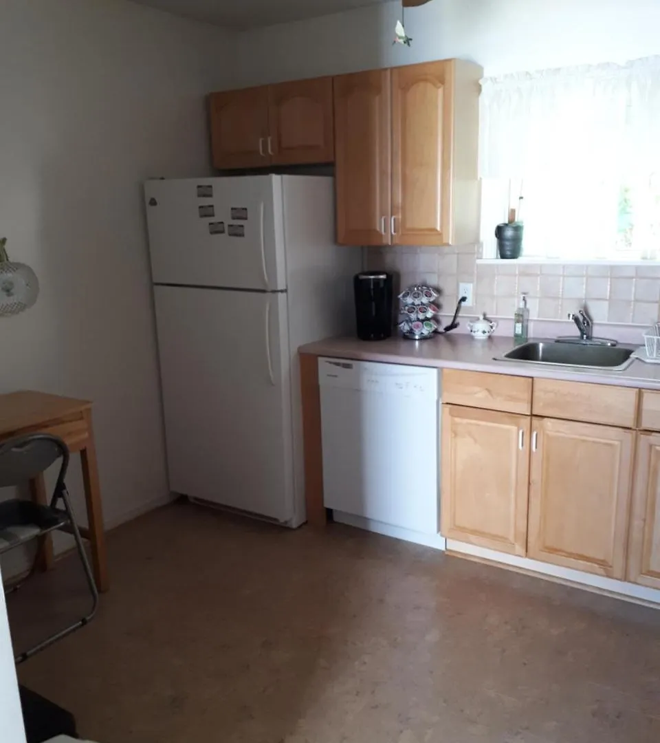 Utica Guest House Toronto Canada